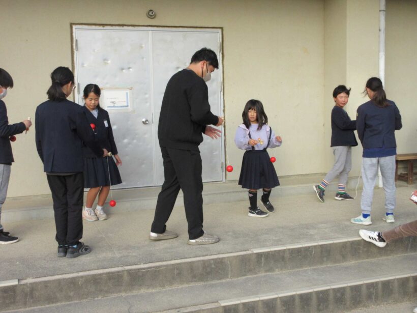 今日の丸栖小学校は・・・