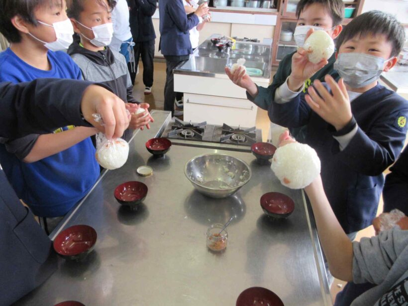 みんなで作ったお米で、パーティー