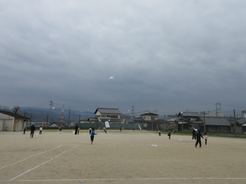 雲まであがれ　天まであがれ（１年生）