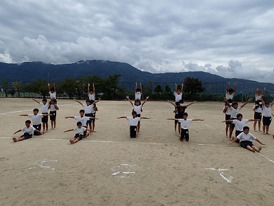 高学年団体ダンス練習