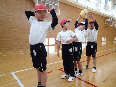 ２年 力だめし運動