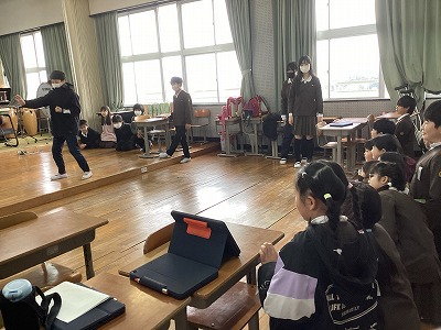 ３年 クラブ見学