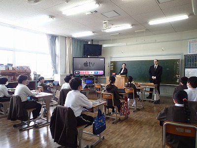 新しいALT来校