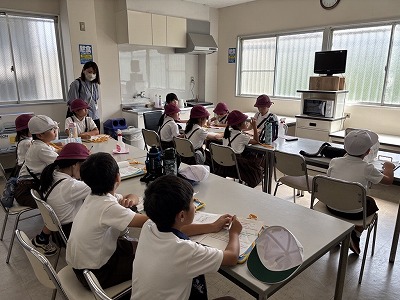 ３年 スーパーマーケット見学