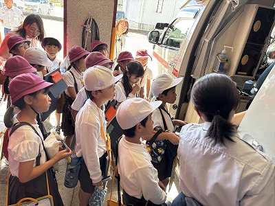 ３年 消防署見学