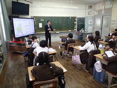 学校開放日（授業参観・市文化祭出演）