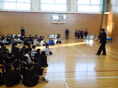 クリスマス集会（マジックショー）