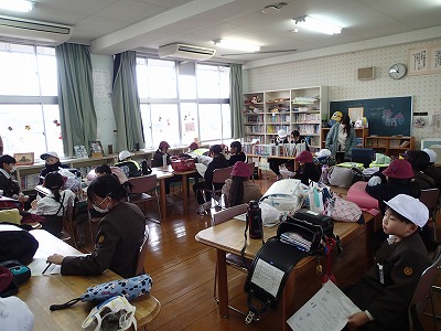 ２学期終業式・表彰式・校外児童会