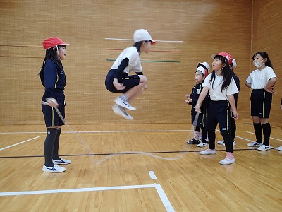 朝トレ・３学期学級委員任命式