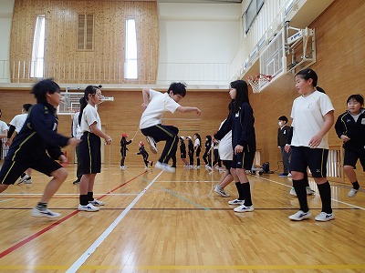 朝トレ・３学期学級委員任命式