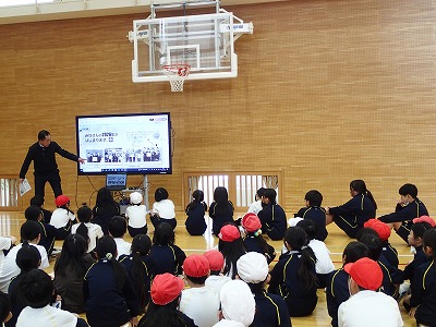 朝トレ・３学期学級委員任命式