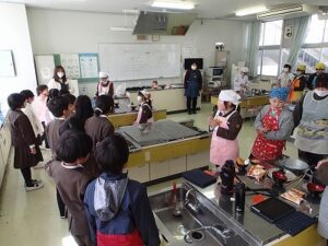 ３年 クラブ見学