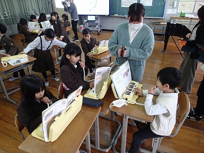 職員研修（２年 音楽 等）