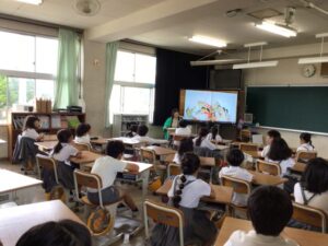 読み聞かせ（１～３年）