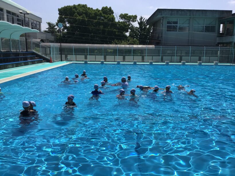 着衣水泳(1.2.3年生)