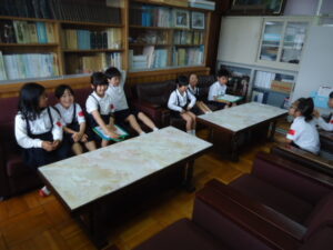 学校探検(１･２年)