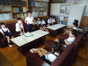学校探検(１･２年)