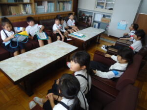 学校探検(１･２年)