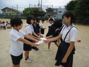 児童会役員引き継ぎ式
