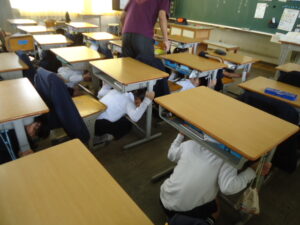 避難訓練（地震）