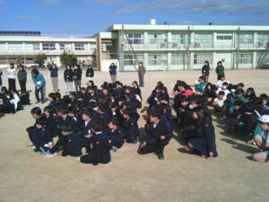 火災の避難訓練を行いました