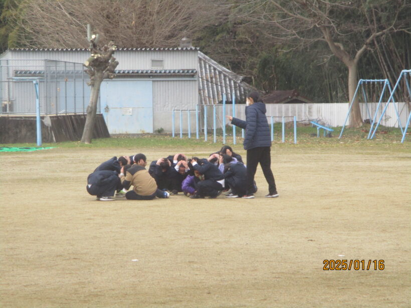 避難訓練（地震・火災の想定）