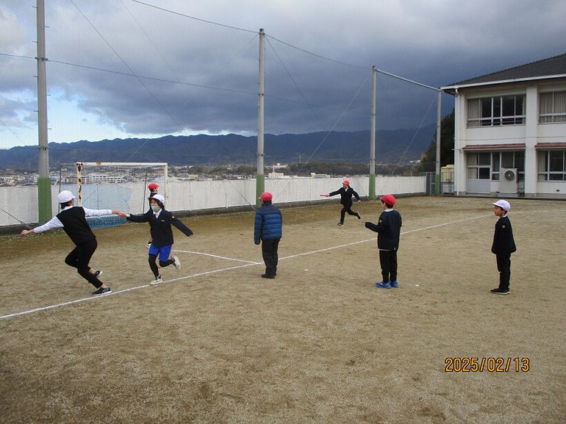 朝の全校遊び