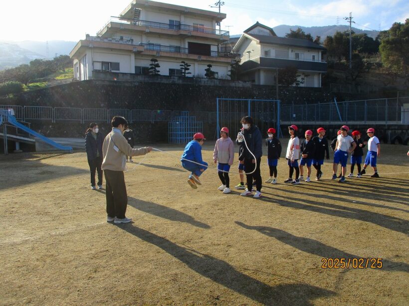 朝の全校体育