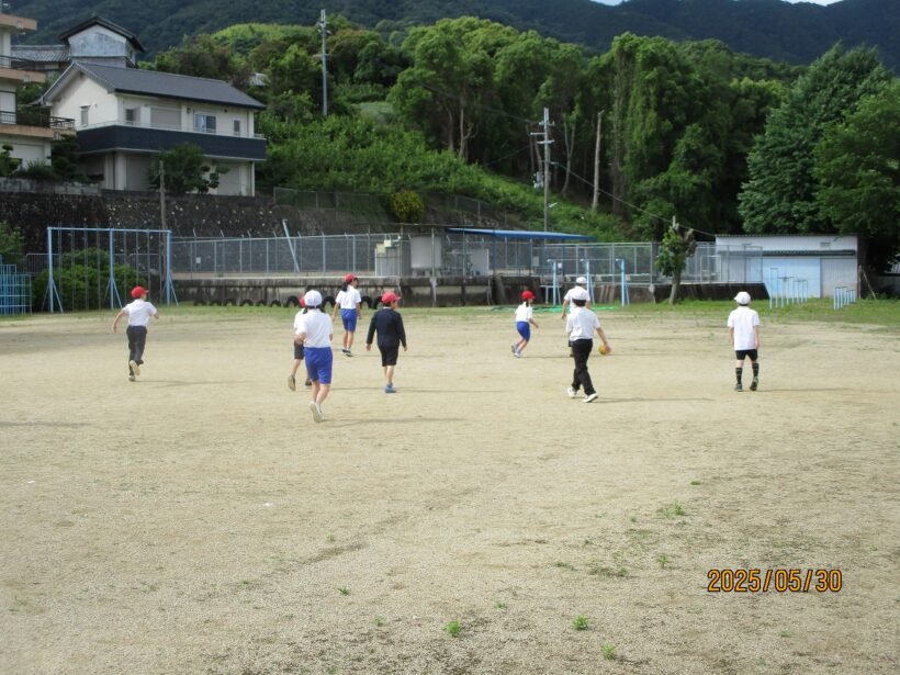 朝の全校遊び