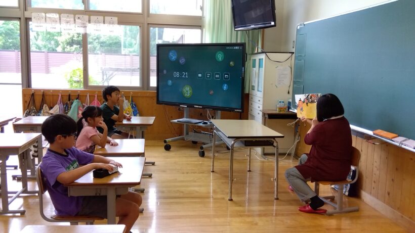 読み聞かせ(3年生)