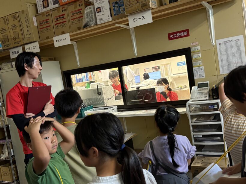スーパー見学(3年生)