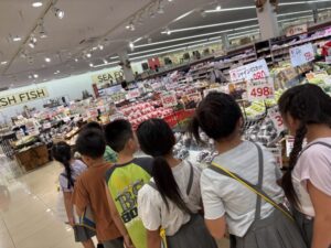 スーパー見学（3年生）