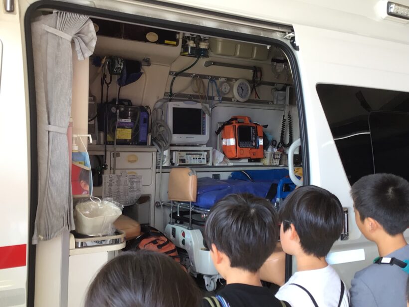 消防署見学（3年生）