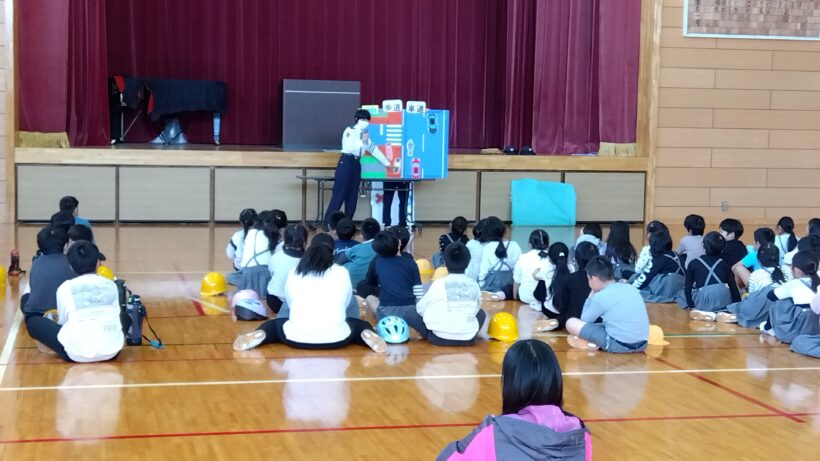 全校交通安全教室