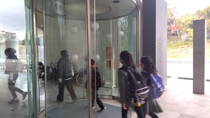 近代美術館見学(5/6年生)