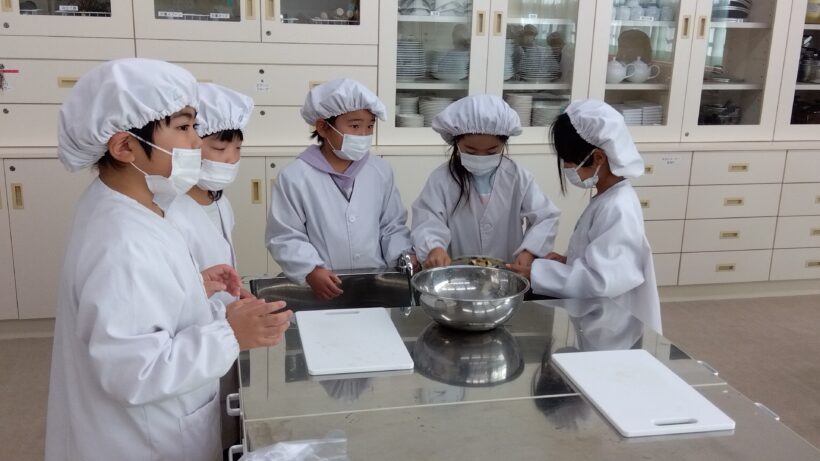 お芋パーティー（１/２年）