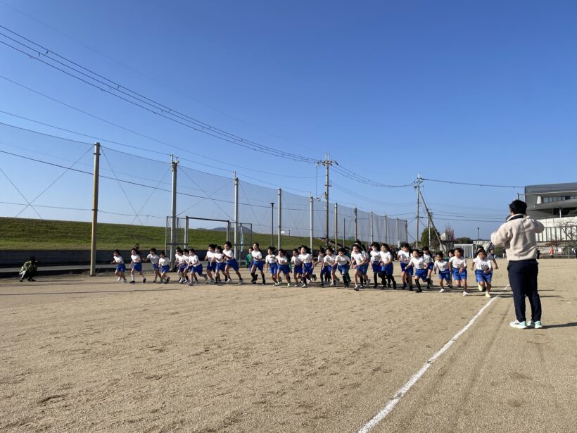 11/27　今日の田中小（校内マラソン大会）
