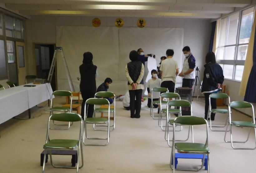 3月4日　中3最後の給食と卒業式準備