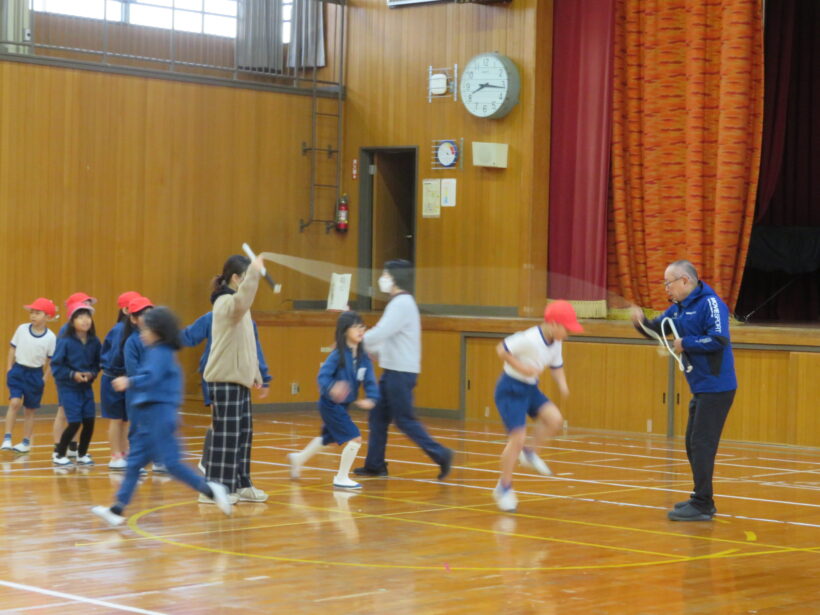 朝トレ（大縄跳び）