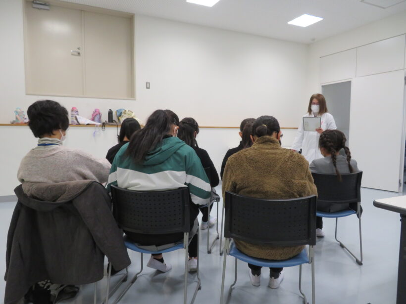 ６年生　給食センター訪問