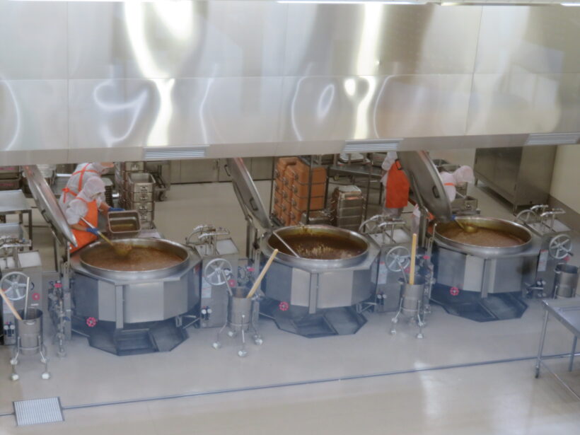 ６年生　給食センター訪問