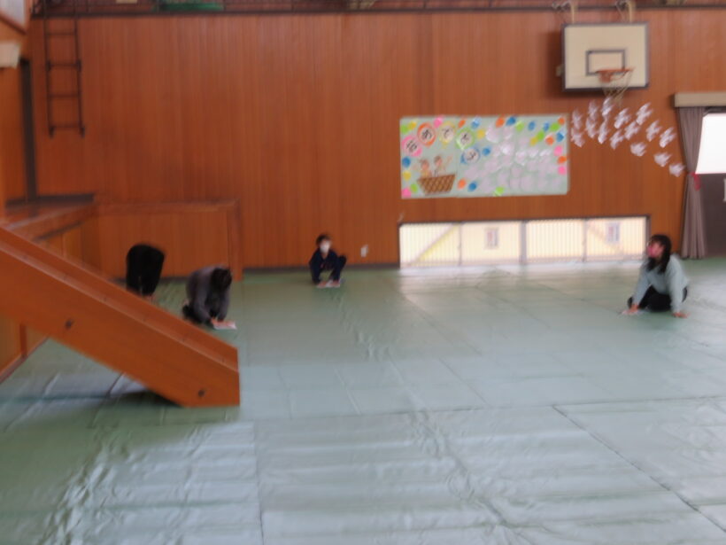 卒業式会場準備